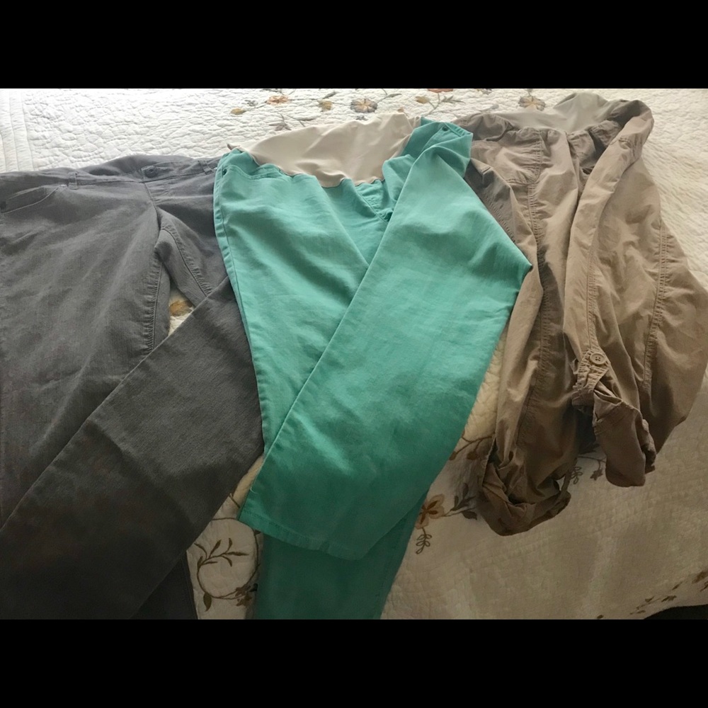Bundle of 3 pairs of maternity pants 👖 sz4/s